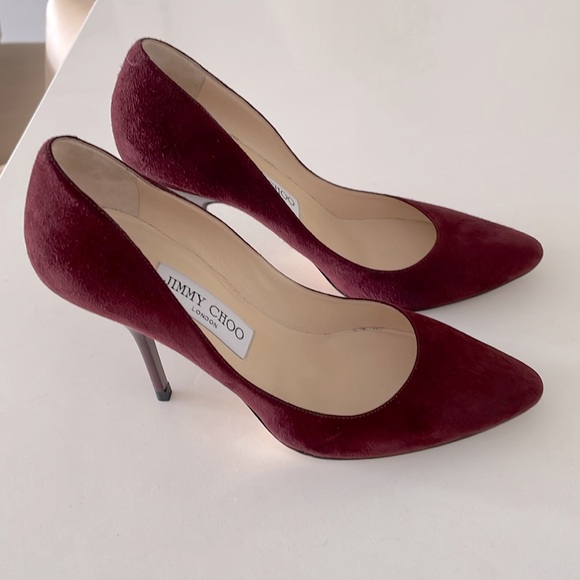 Jimmy Choo Burgundy Suede Pump w/ Patent Leather Heel - Picture 3 of 14